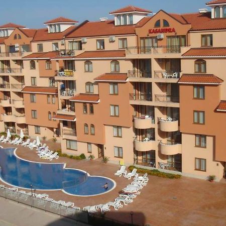 Kasandra Aparthotel Pantai Sunny Bagian luar foto